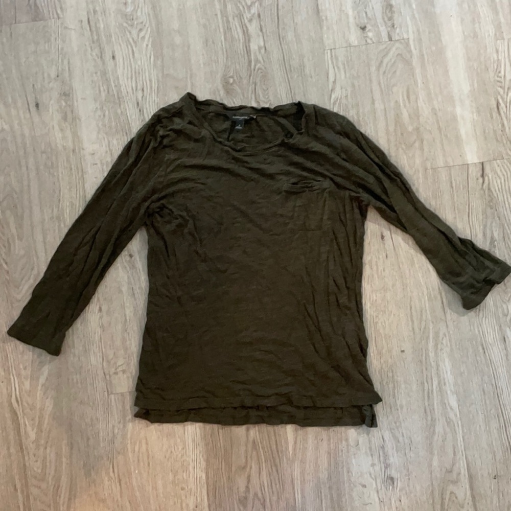 🔥3/$30! [BANANA REPUBLIC] 3/4 sleeve forest green burnout tee